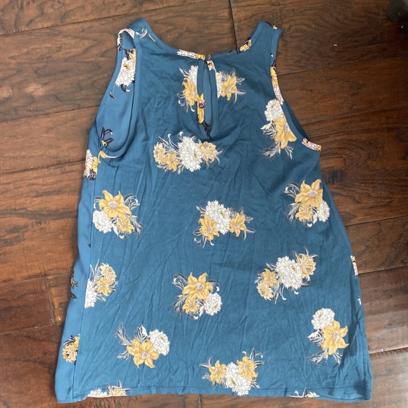 Loft Tank Top - Picture 4 of 4